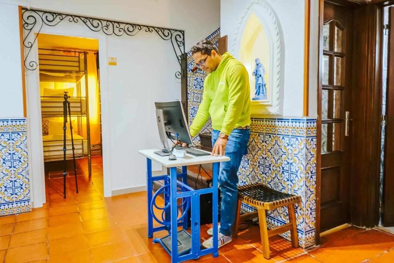 Help Yourself Hostels - Restelo Lisboa Dış mekan fotoğraf